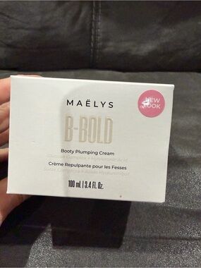 ✨NIB✨MAËLYS B-BOLD Booty Plumping Cream — White with Pink Accent